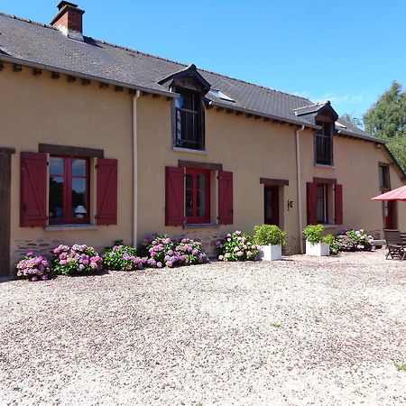 Chambres D'Hotes Domaine Du Bois-Basset Saint-Onen-la-Chapelle Luaran gambar